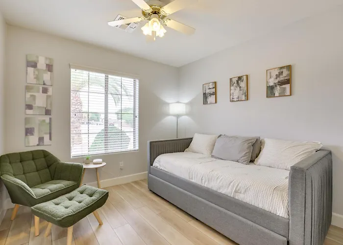 Spacious & Fenced Yard: Pet-friendly *