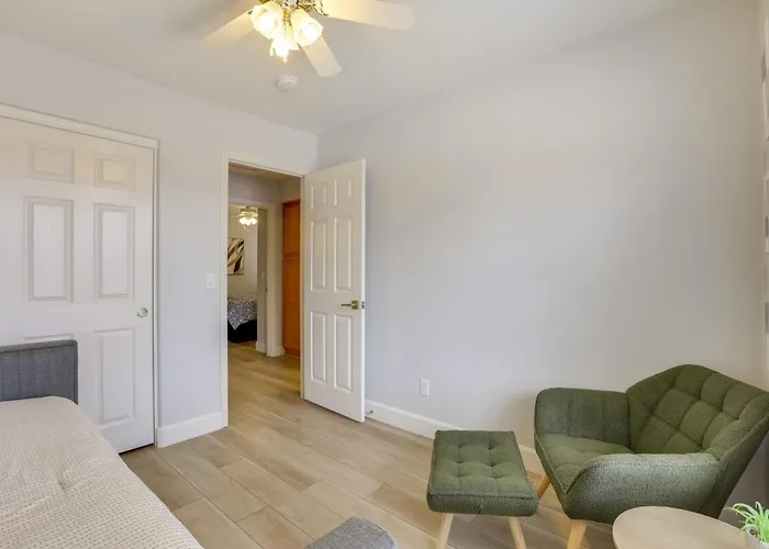 Spacious & Fenced Yard: Pet-friendly