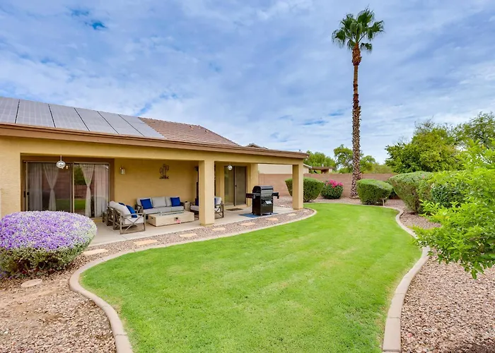 Spacious & Fenced Yard: Pet-friendly